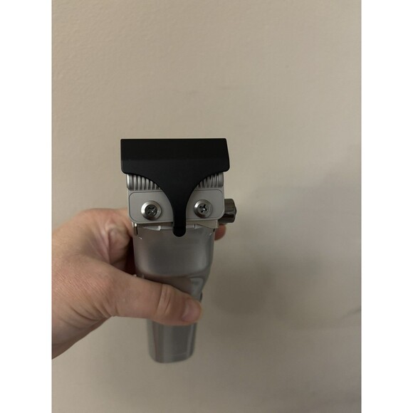 New Professional Cordless Dog Pet Hair Clippers  Grooming Kit Low Noise 8 Combs - Picture 16 of 16